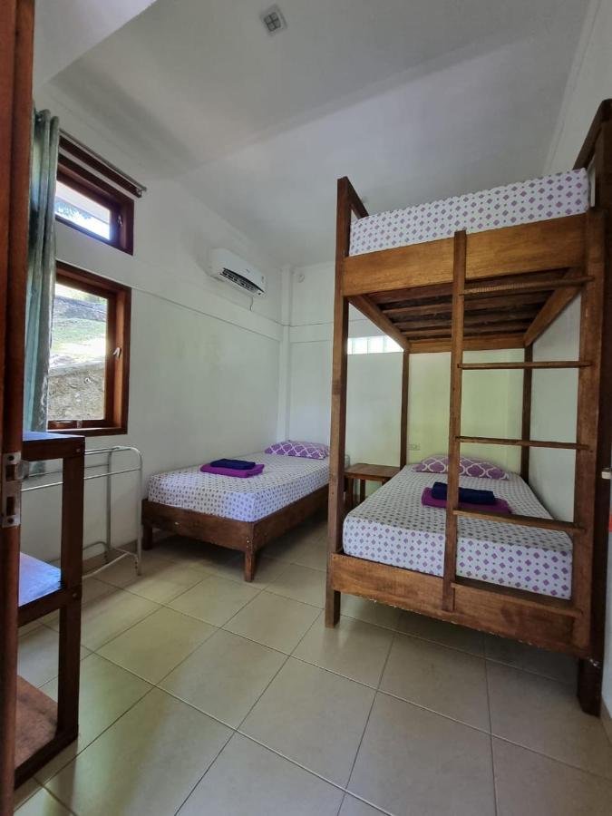 Treetop Guesthouse And Bungalows Sabang  Eksteriør billede