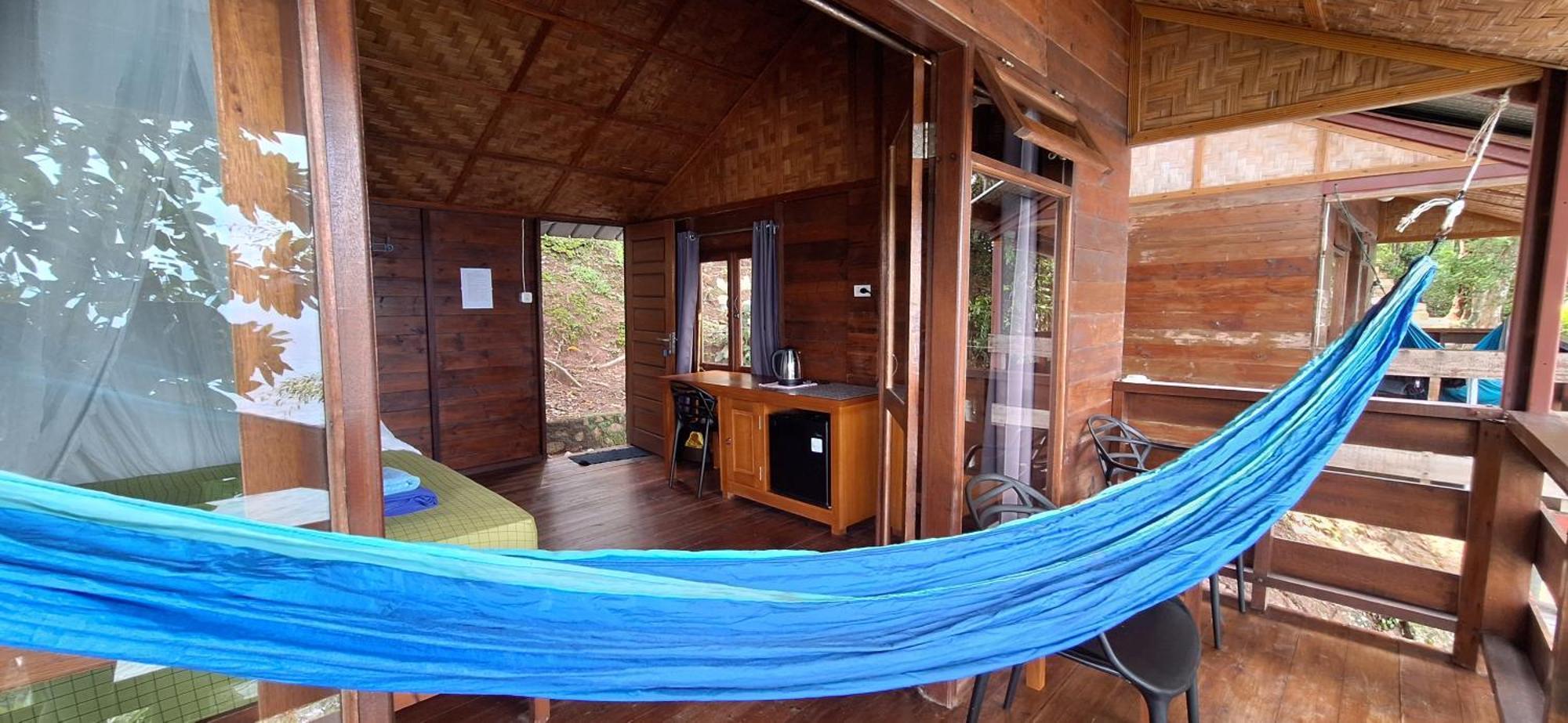 Treetop Guesthouse And Bungalows Sabang  Eksteriør billede